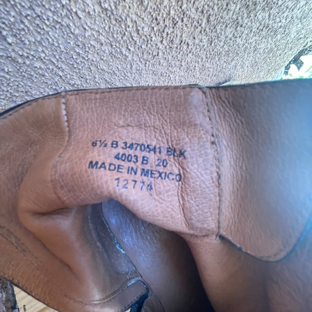 Frye Vicky Engineer 6 inch black 100% leather buckle moto boots ankle booties - Picture 14 of 16